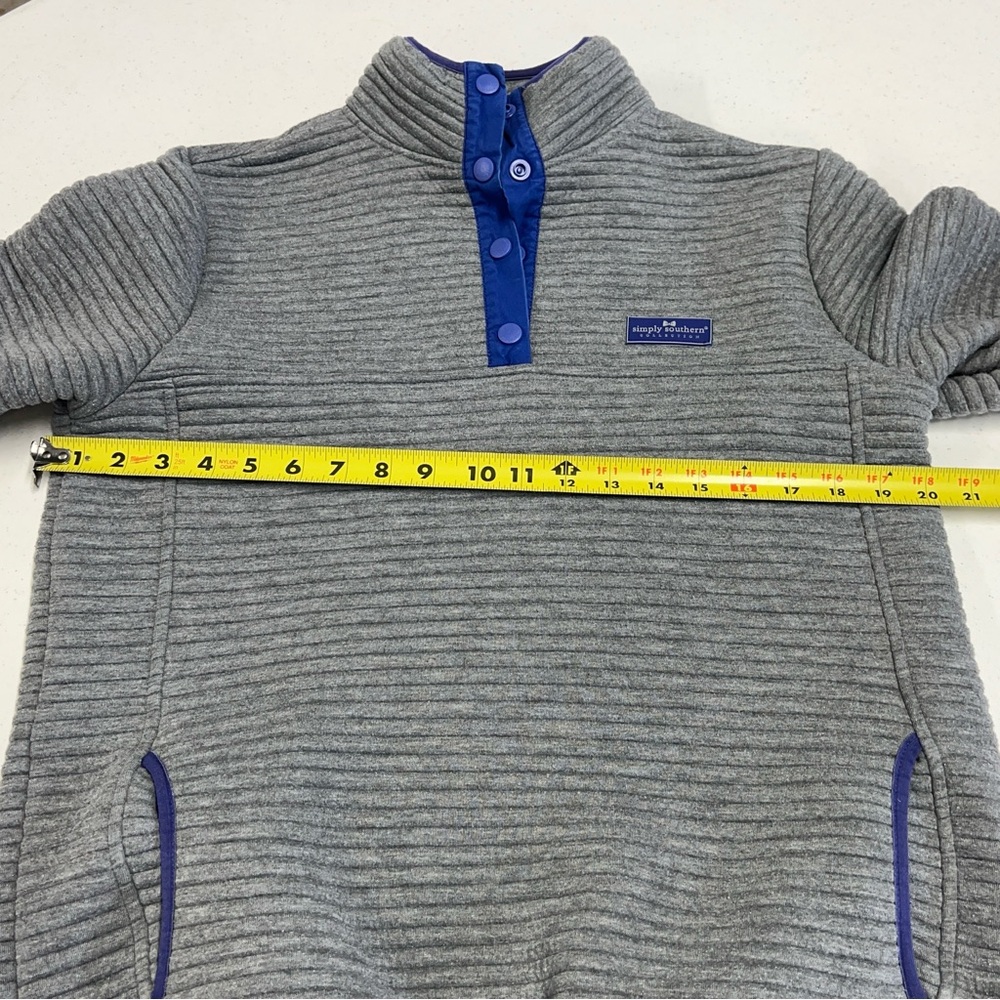 Simply Southern 1/4 Quarter snap pullover Sweatshirt Medium Gray Royal Blue EUC - Picture 5 of 9